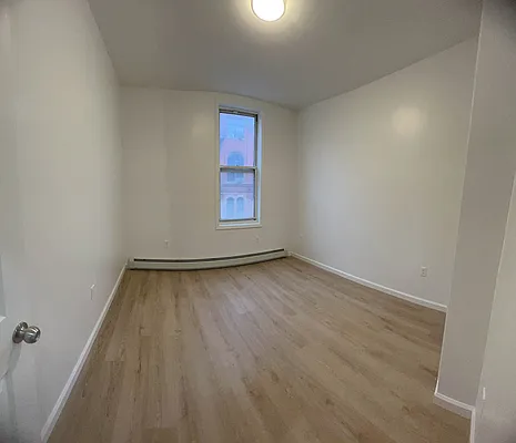 Rented by Winzone Realty Inc | media 7