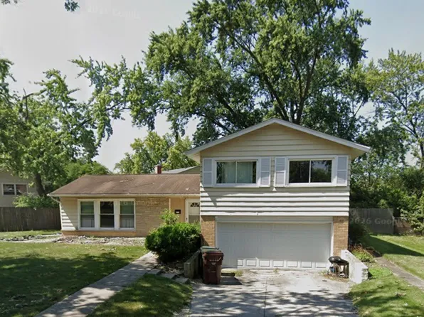 2715 Cherrywood Pl, Hazel Crest, IL 60429