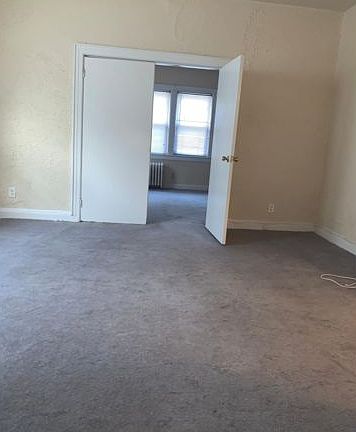 4th image of 4319 Murdock Ave