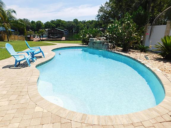 4th image of 45 Swimming Pen Dr