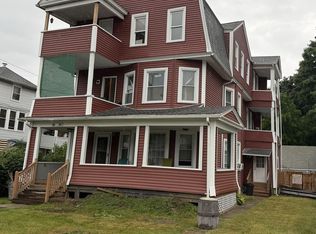 414-416 Hillside Ave, Holyoke, MA 01040