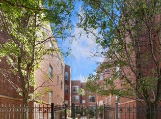 5884 N Ridge Ave #3, Chicago, IL 60660