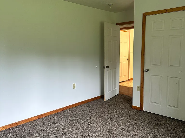 211 S Main St — Photo 9