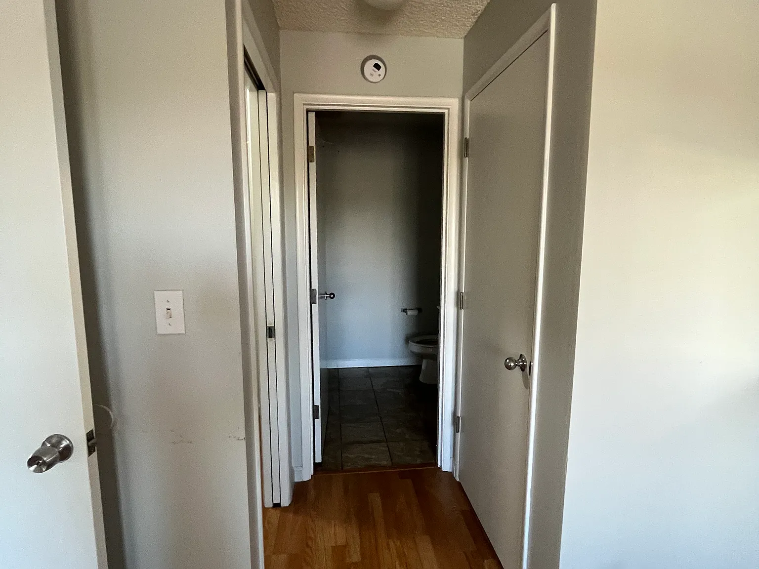 3 bed, 857 sqft, $2,875 — Photo 1