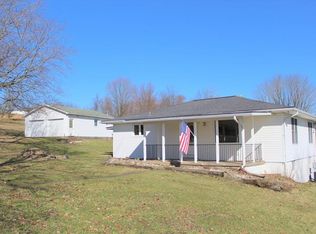 863 E Slippery Rock Rd, Chicora, PA 16025
