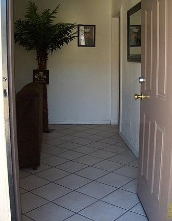3rd image of 395 W 49th St