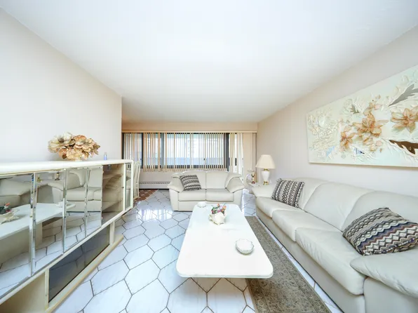 90 Beekman Street image 3 of 19