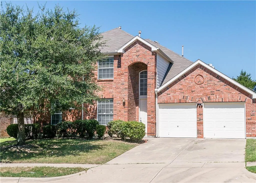 5 bed, 3.5 bath, 3088 sqft, $3,490 — Photo 1