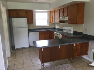 3756 S Plaza Trl, Virginia Beach, VA 23452