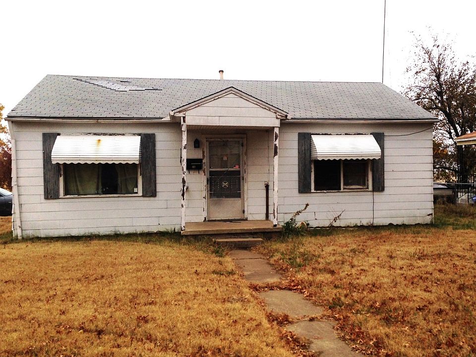 1st image of 1545 N Florence Ave
