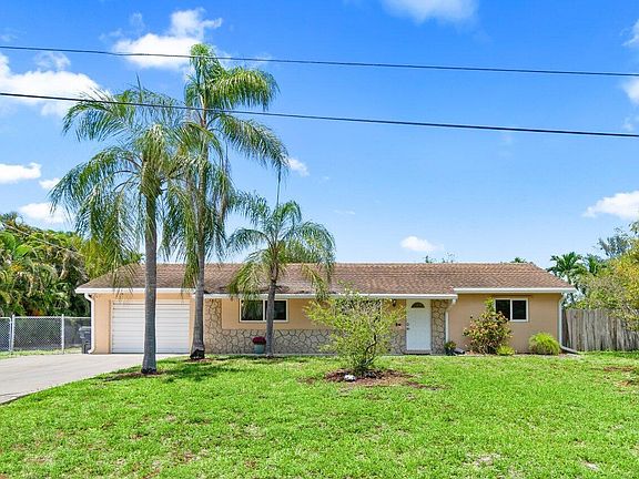 2nd image of 3187 Buccaneer Rd