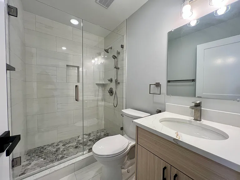 48 Tuttle St #B — Photo 11