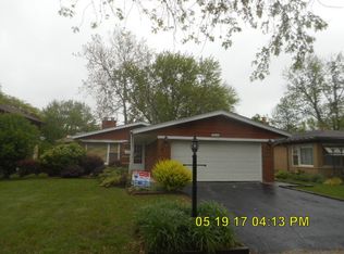 18549 Poplar Ave, Homewood, IL 60430