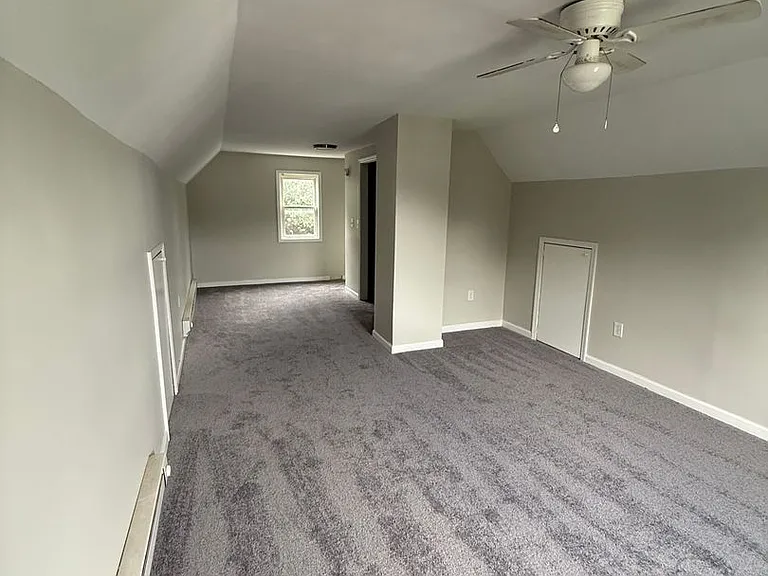 1201 Stafford Ave — Photo 12