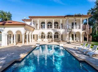 10900 SW 62nd Ave, Pinecrest, FL 33156