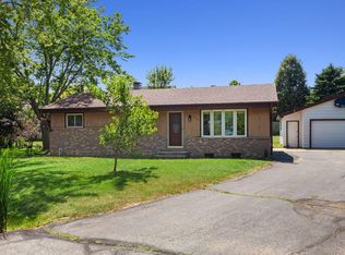 6600 Cliffside Ct, Racine, WI 53402