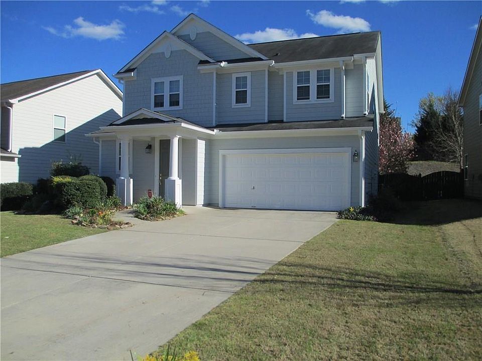 2nd image of 121 Parkmont Ln