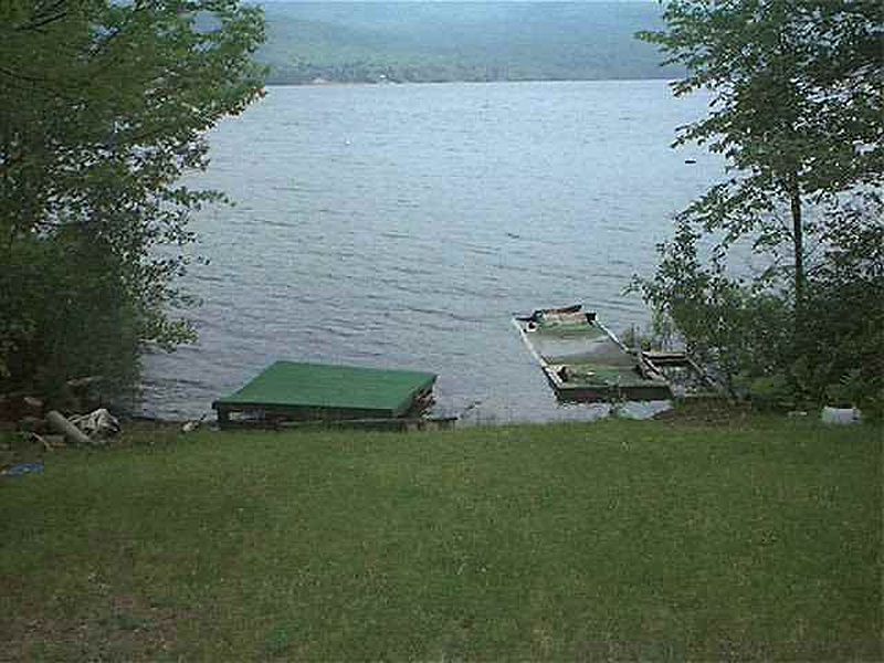 4th image of 555A W COUNTY RT 4