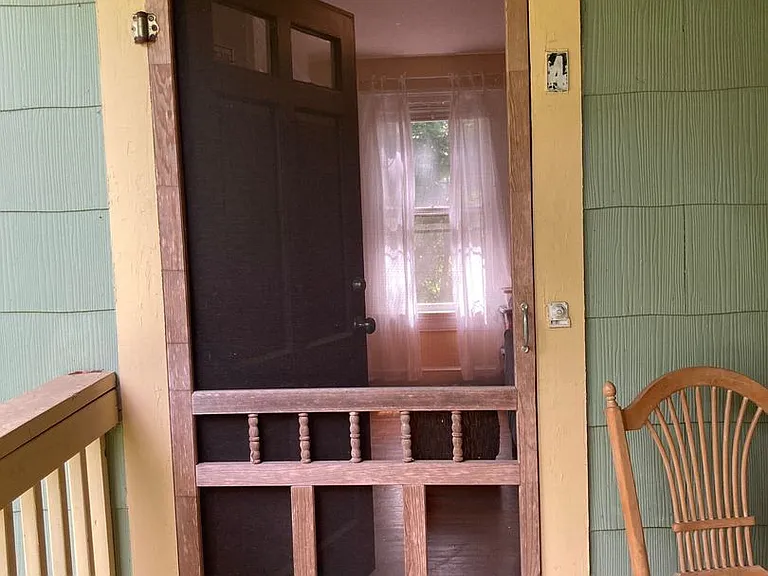 507 E. College Avenue — Photo 4