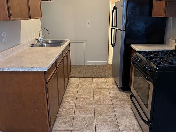 4th image of 5743 Glenwood Ave APT 4
