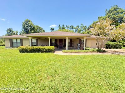 403 Isobel St, Belzoni, MS, 39038