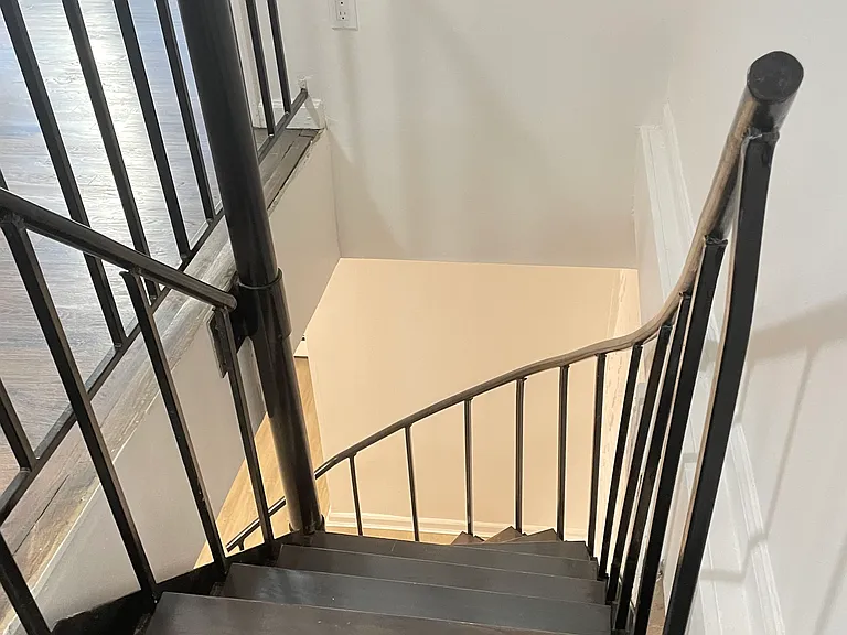 47 Clifton Pl #1B — Photo 10