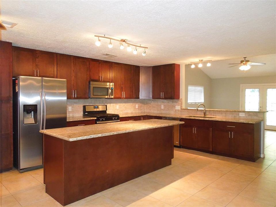 1st image of 5827 Autumn Forest Dr