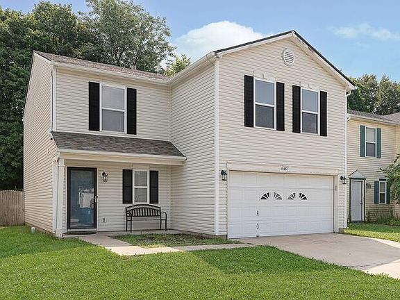 2nd image of 1943 Dutch Elm Dr