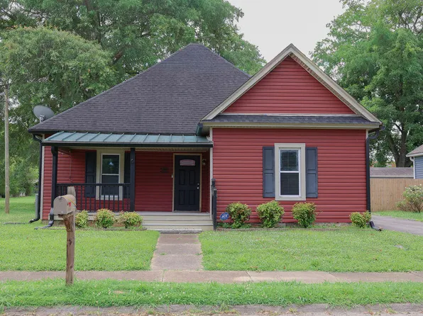 108 W 10th St, Chickamauga, GA 30707