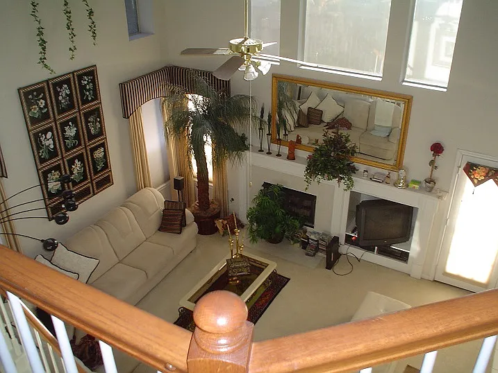 1 bed, 1.5 bath, 400 sqft, $699 — Photo 2
