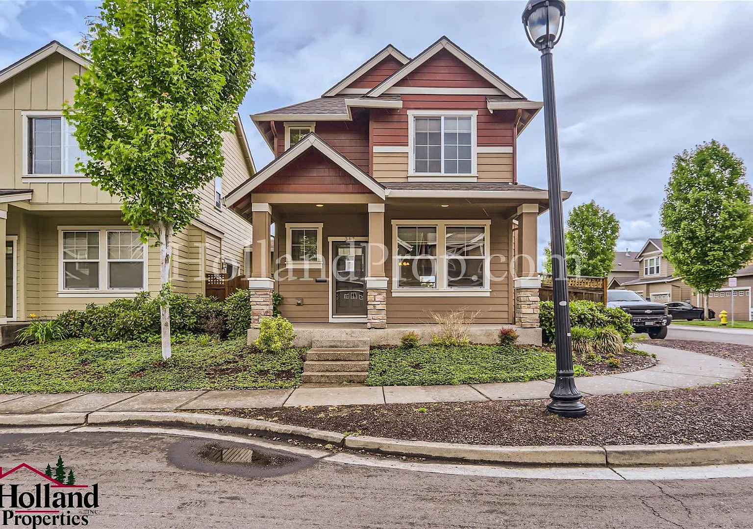 Beautiful 3-Bedroom Hillsboro Home in Desirable Community! — Photo 3