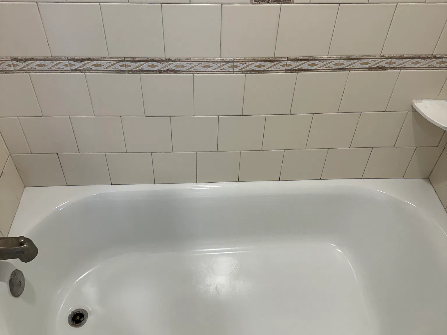 3 bed, $2,400 — Photo 4