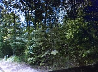 34 Renwick Dr, Crossville, TN 38558