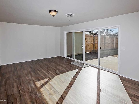 3rd image of 6203 McCoy Dr