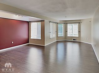 2530 15th Ave W APT 501, Seattle, WA 98119