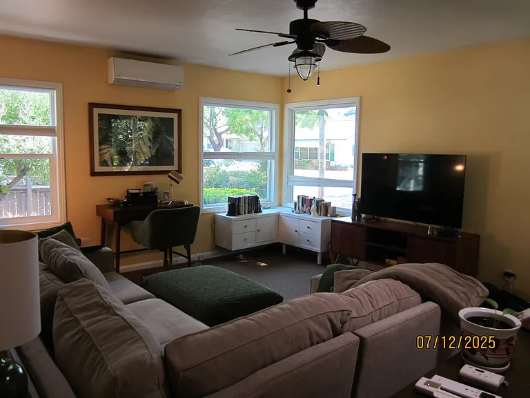 943 Wright St — Photo 14