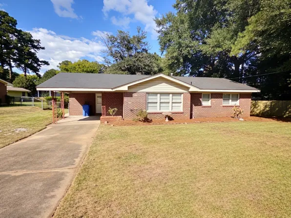 104 Tew Ct, Prattville, AL 36066