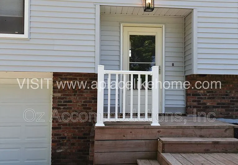1105 W Elm Ter — Photo 21