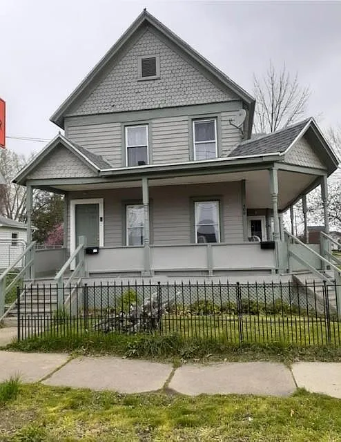 400 W Hudson St photo 1