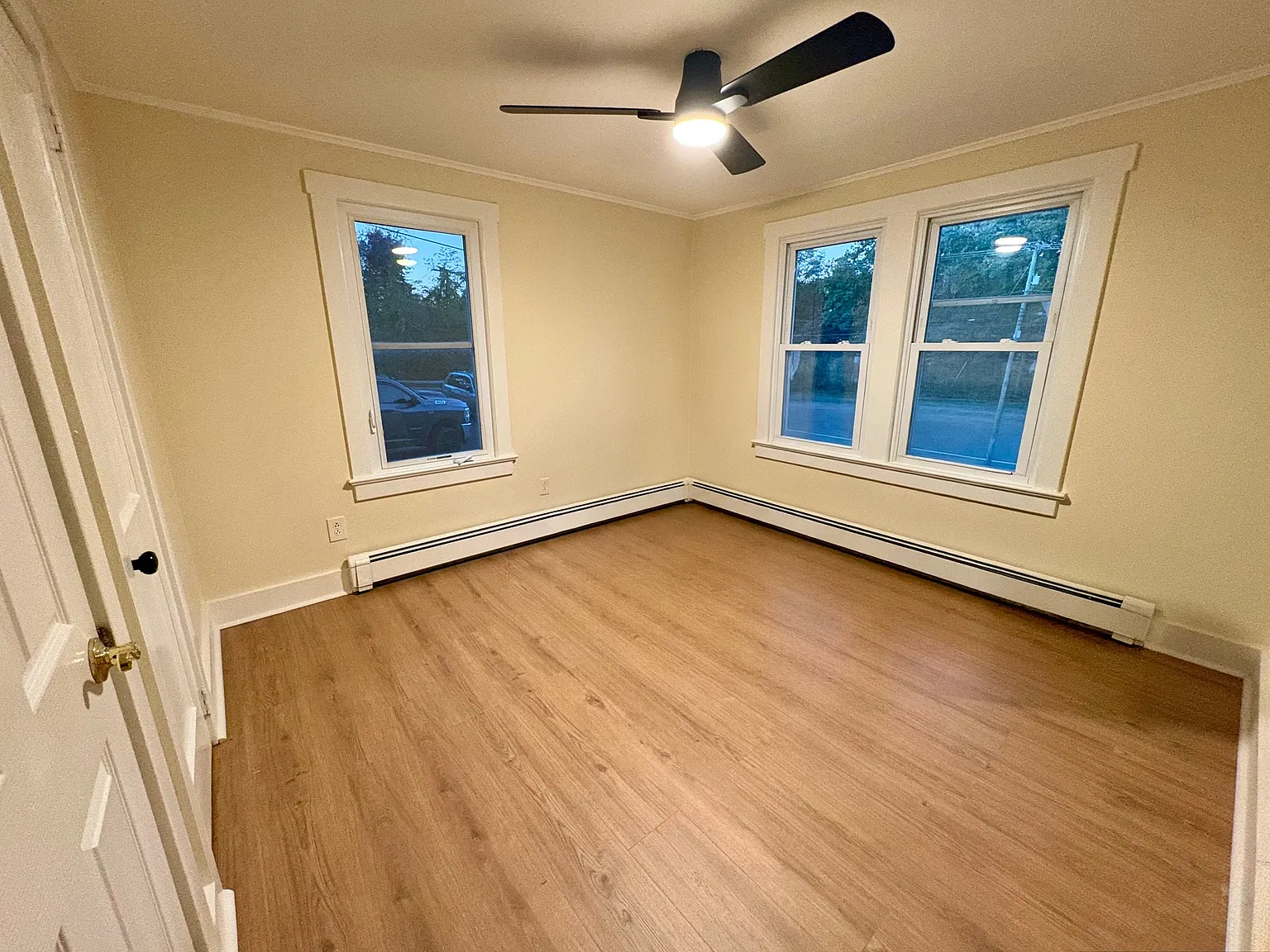 3 bed, 1300 sqft, $2,800 — Photo 4