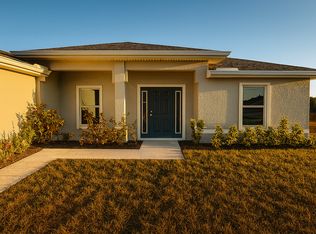 904 NE 43rd Ter, Cape Coral, FL 33909