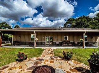 991 Loma Rd, Bedias, TX 77831