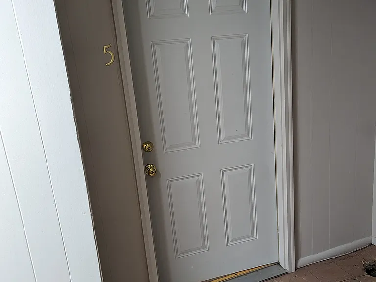Interior entrance to Unit 5.