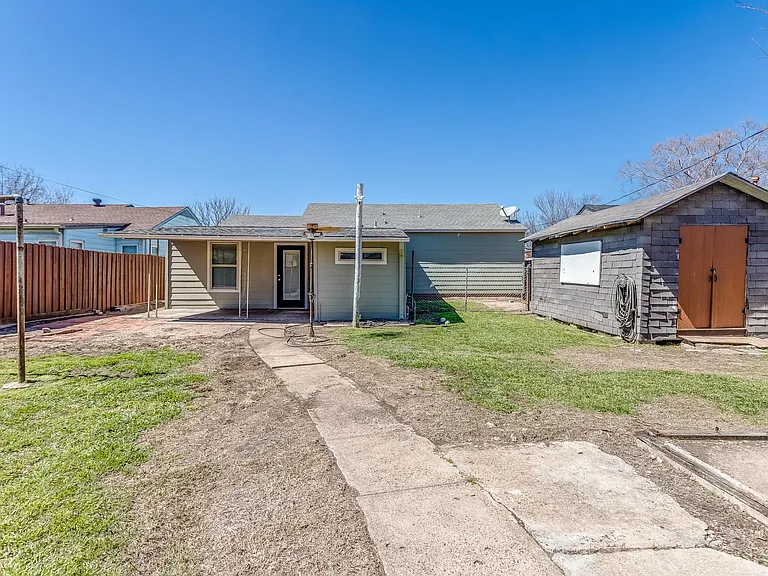 3118 Carlson Dr — Photo 31