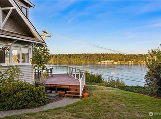 1929 Harbor View Dr NW, Olympia, WA 98502