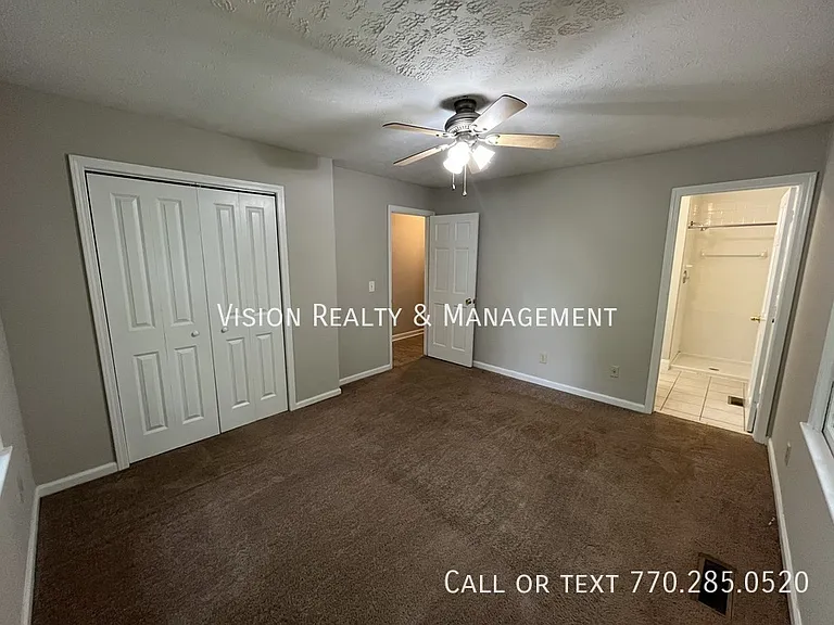55 S Greenwood Dr — Photo 21