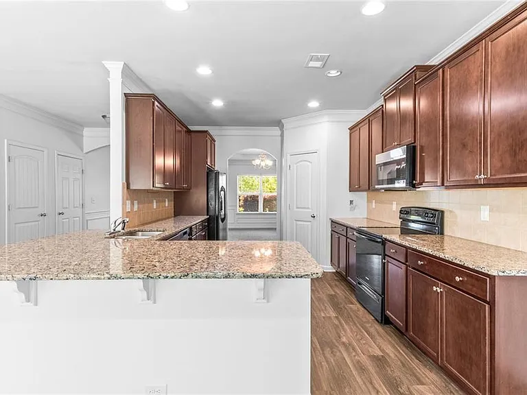1061 Blind Brook Cir — Photo 6