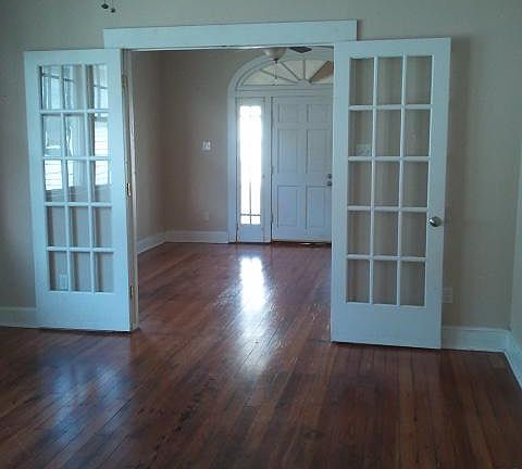 2nd image of 314 Brooks St