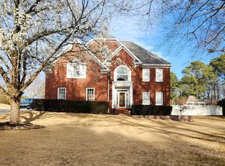 4000 Hogans Mill Ln, Loganville, GA 30052