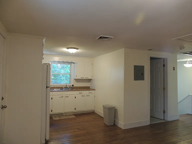 382 Winthrop Ave #3 — Photo 4